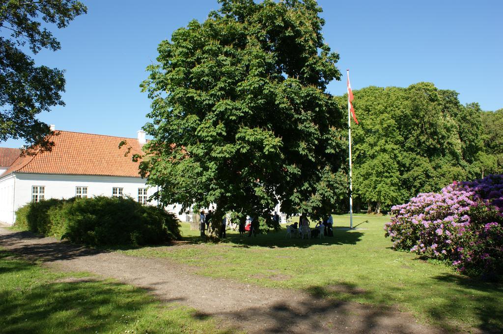 Store Restrup Manor House Buitenkant foto