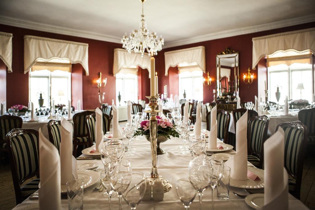 Store Restrup Manor House Buitenkant foto