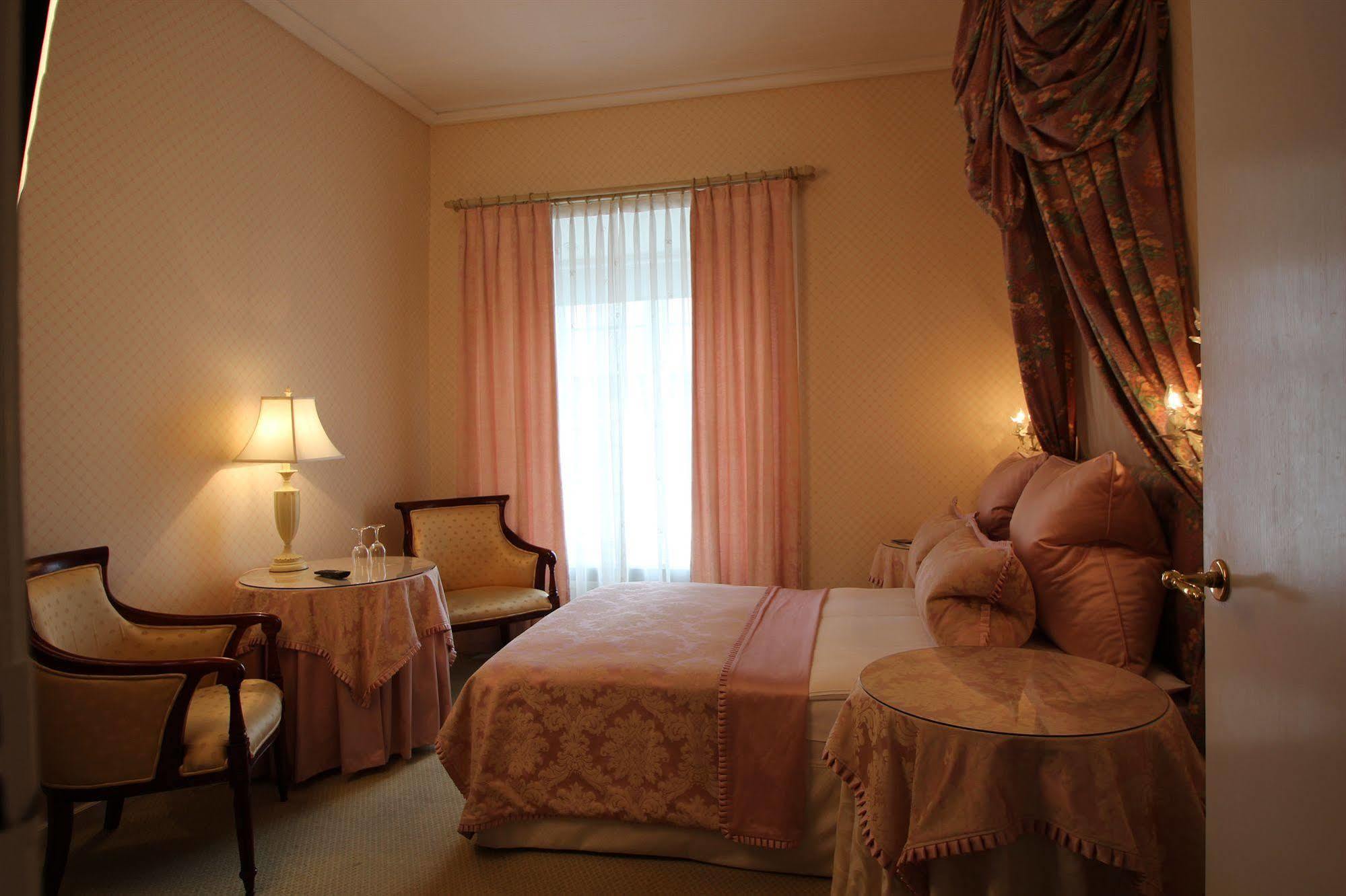 Store Restrup Manor House Buitenkant foto
